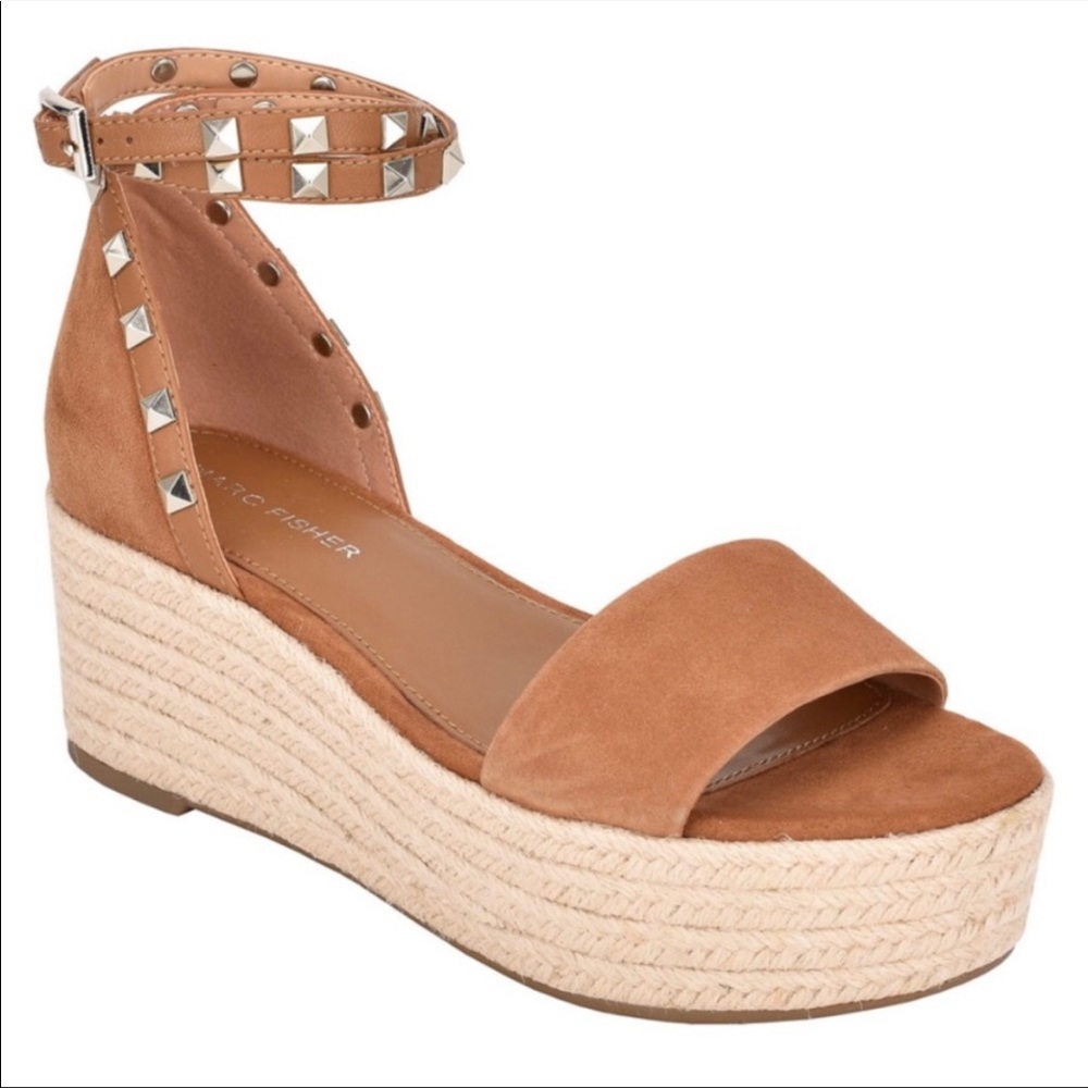 Marc Fisher Jazlyn Studded Ankle Strap Espadrille Wedge / SZ 9